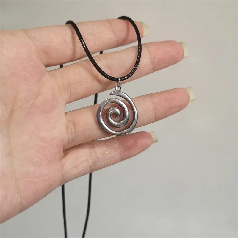 Y2K Spiral Vortex Pendant Necklace for Women Men Vintage Hand-woven Leather Rope Chain Necklace Grunge Jewelry Accessories