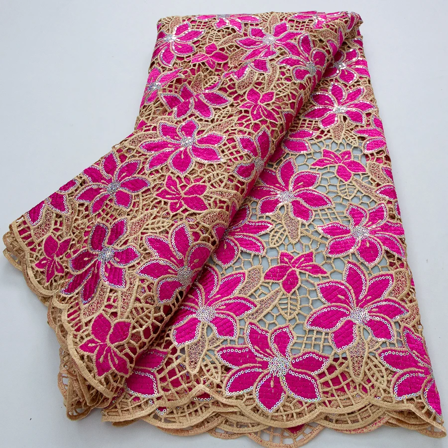 2026 Neuer Stil Afrikanischer Guipure-Kordelspitzenstoff 5 Yard – Hot Pink & Nude Blumenstickerei mit Pailletten für Hochzeits- & Partykleider