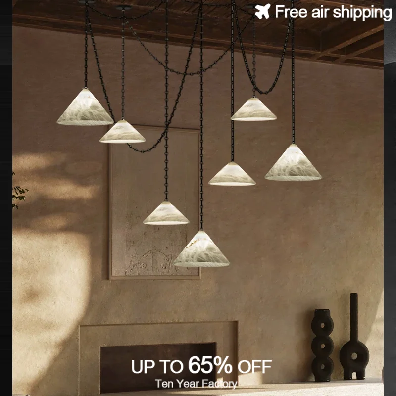 

Gold Black Pendant Chain LED Natural Lucite Chandelier Hanging for Bedroom Indoor Ceiling Lighting Decorative Light Fixtures