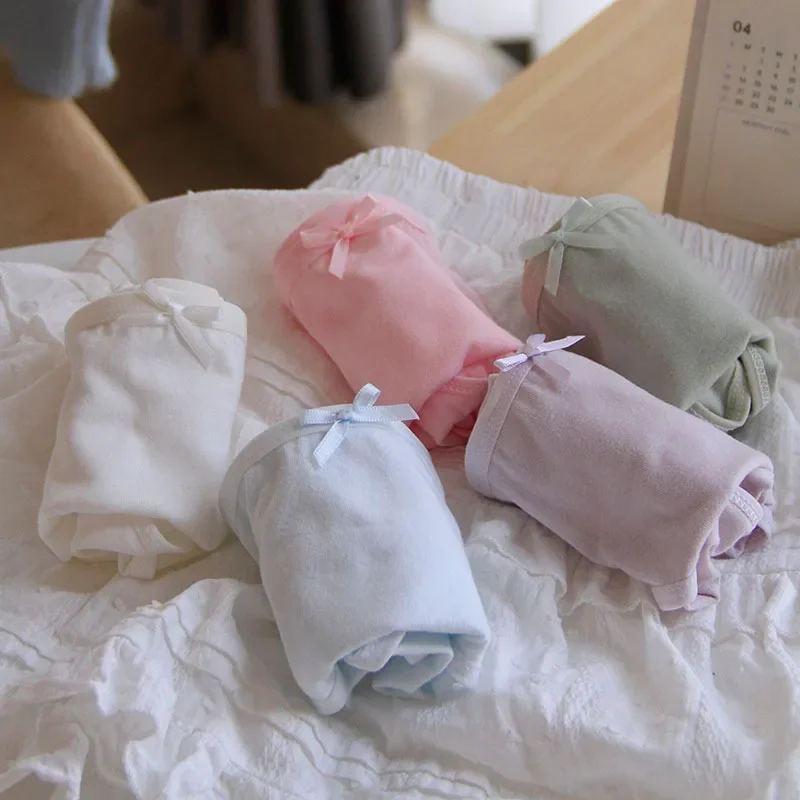 

Милое хлопковое нижнее белье с бантом для девочек, студенческие дышащие бесшовные трусики с низкой талией, мягкие однотонные удобные повседневные трусы, нижнее белье