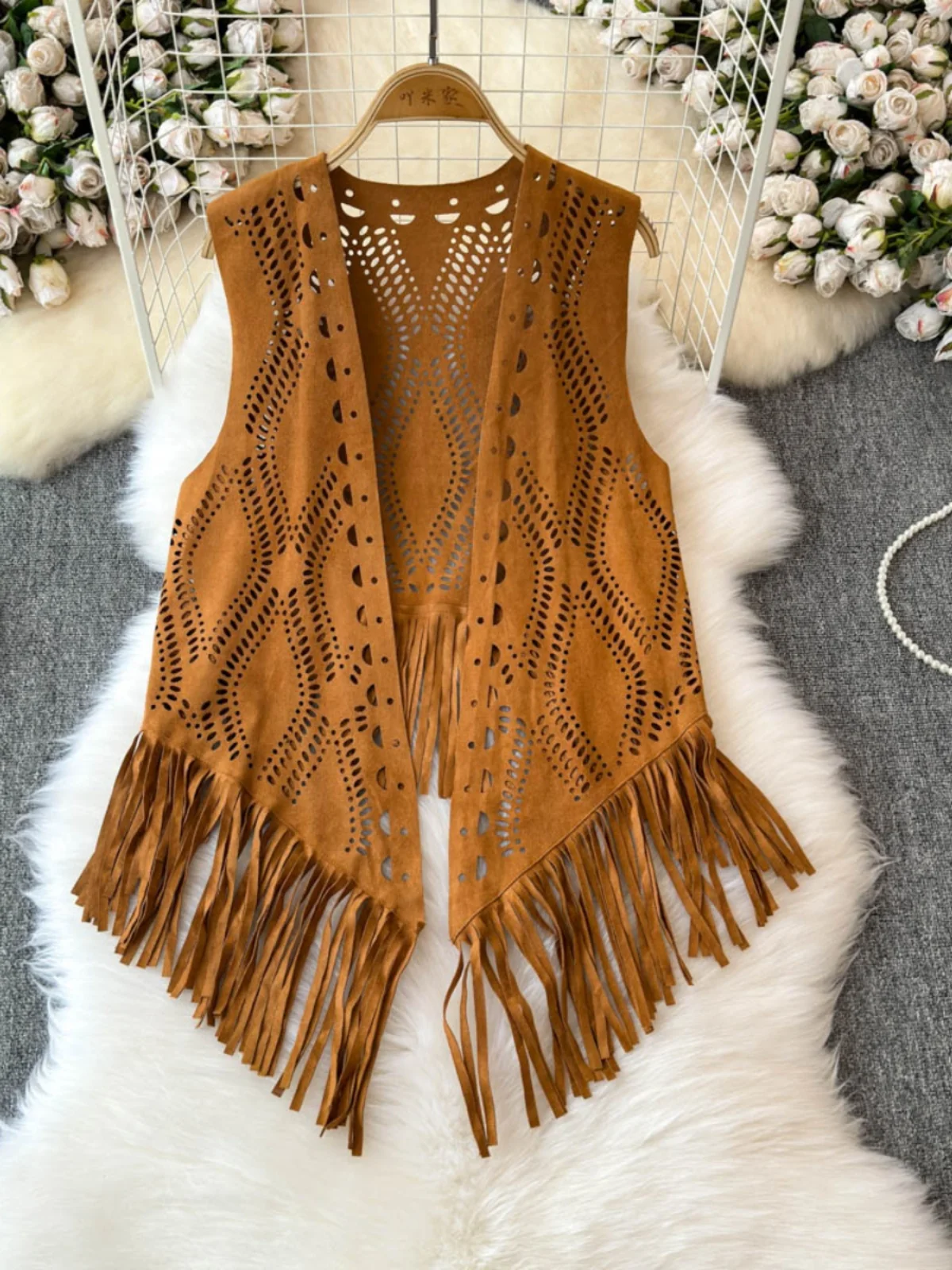Retro Western Cowboy Thin Suede Fringe Hollow out Denim Shoulder Pad Travel Outerwear Small Vest for Women Commute Style V-Neck