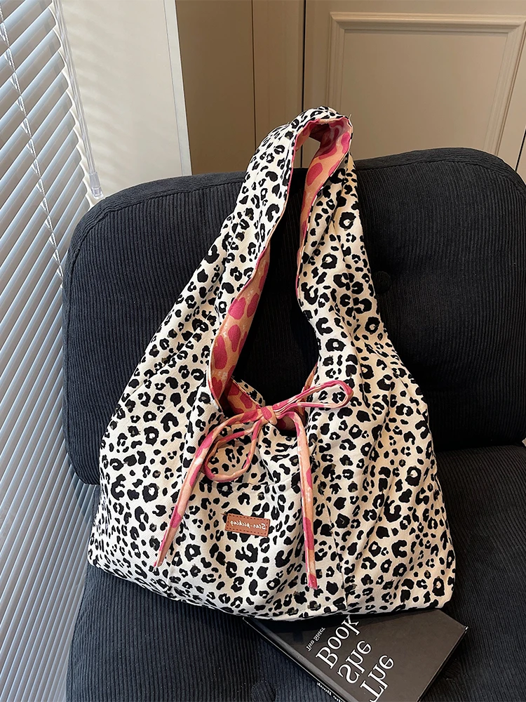 

2025 New Trendy Leopard Print Shoulder Bag Vintage Fashino Large Capacity Tote Bag Class Commuting PU Ladies Clutch Tote Bag