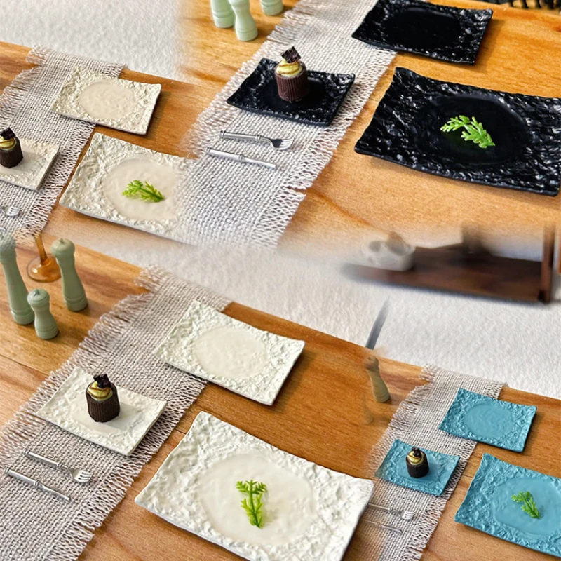 

1Pcs Mini Beef Plate in Rock Pattern for Doll House Kitchen Decor, Dollhouse Miniature Rectangular Dinner Plate Tray