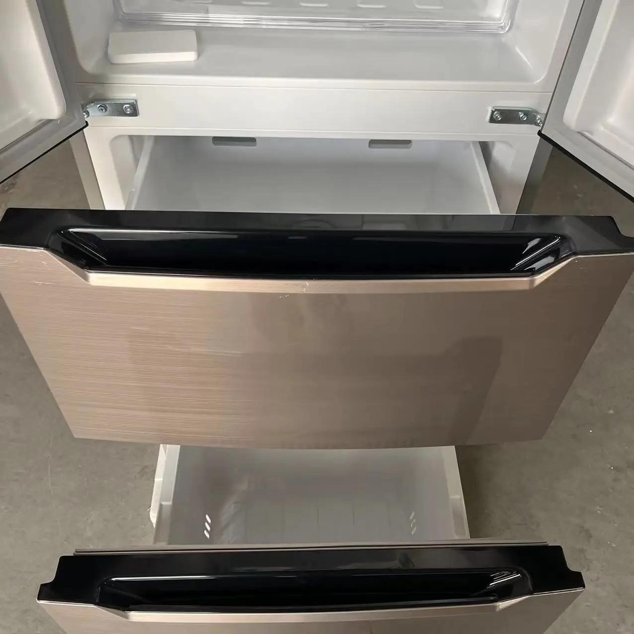 Refrigerador inversor de estilo francés de doble puerta de gran capacidad D 325L con refrigeración con función de agua potable