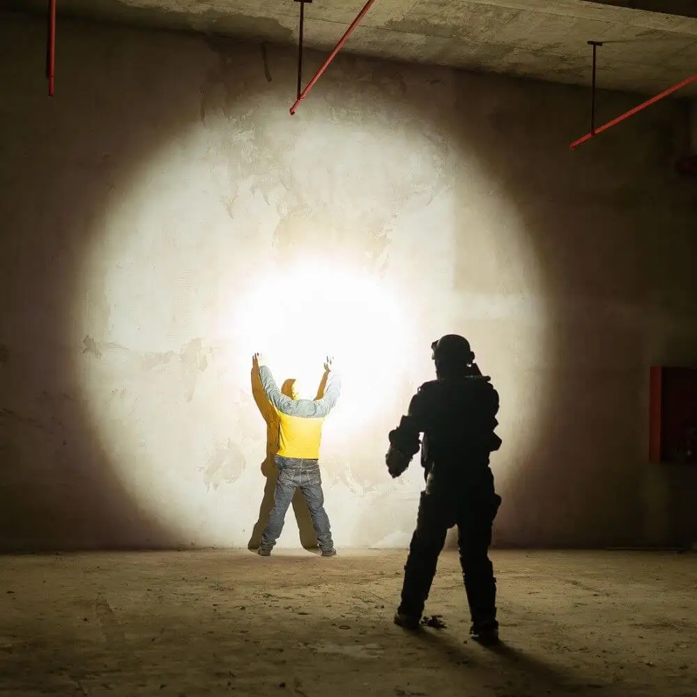 Lanterna tática Weltool T19 "The Rash"