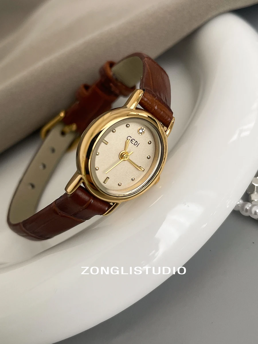 Elegant Women'S Wristwatch, Korean Style, Retro, Artistic, Versatile Oval Dial, Quartz Watch For Women, Women'S Accessories.