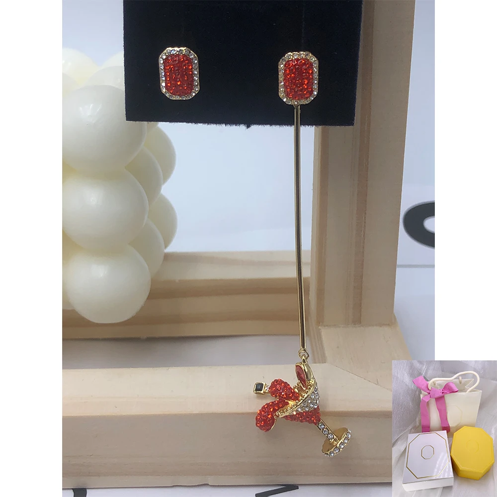 

Hot selling fashion asymmetrical champagne cocktail personalized earrings romantic holiday gift