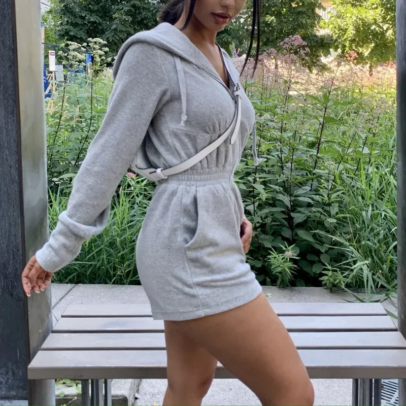 Women's Autumn Drawstring Hooded Long Sleeve Sports Jumpsuit Sweater Women's Leisure Activity Jumpsuit Zipper Shorts 2021 Simple