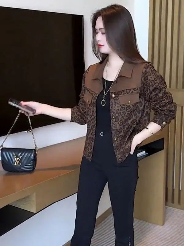 ファイオナブル オルト レオパード柄 ジャケット レディース ルーズフィット 着痩せ効果 多用途 秋 2025 カジュアル スレ ボタンディテール ジャケット