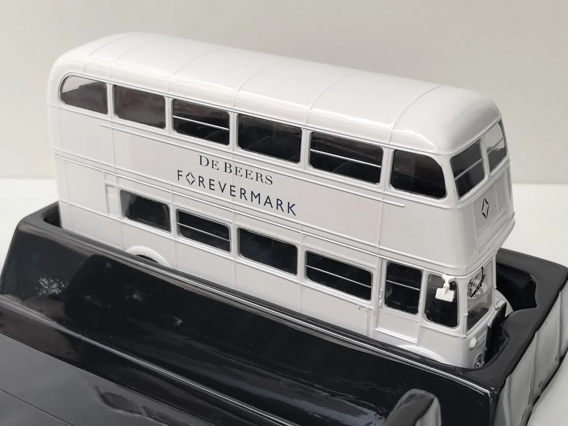 ダイキャスト IXO 1/43 スケール AEC リージェント III RT 2021 年 12 月 30 日 2 階建て合金車モデルグッズおもちゃギフトお土産ディスプレイ