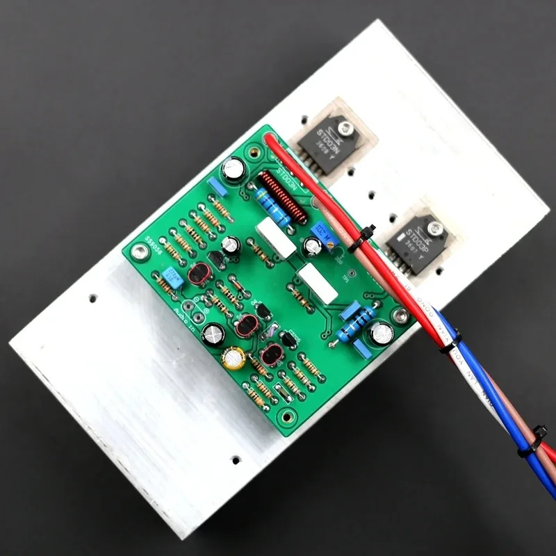 

150 Вт заднего ступени Douglas Circuits Sanken Flawless Circuits — одноканальная композитная трубка Push STD STD03N/P