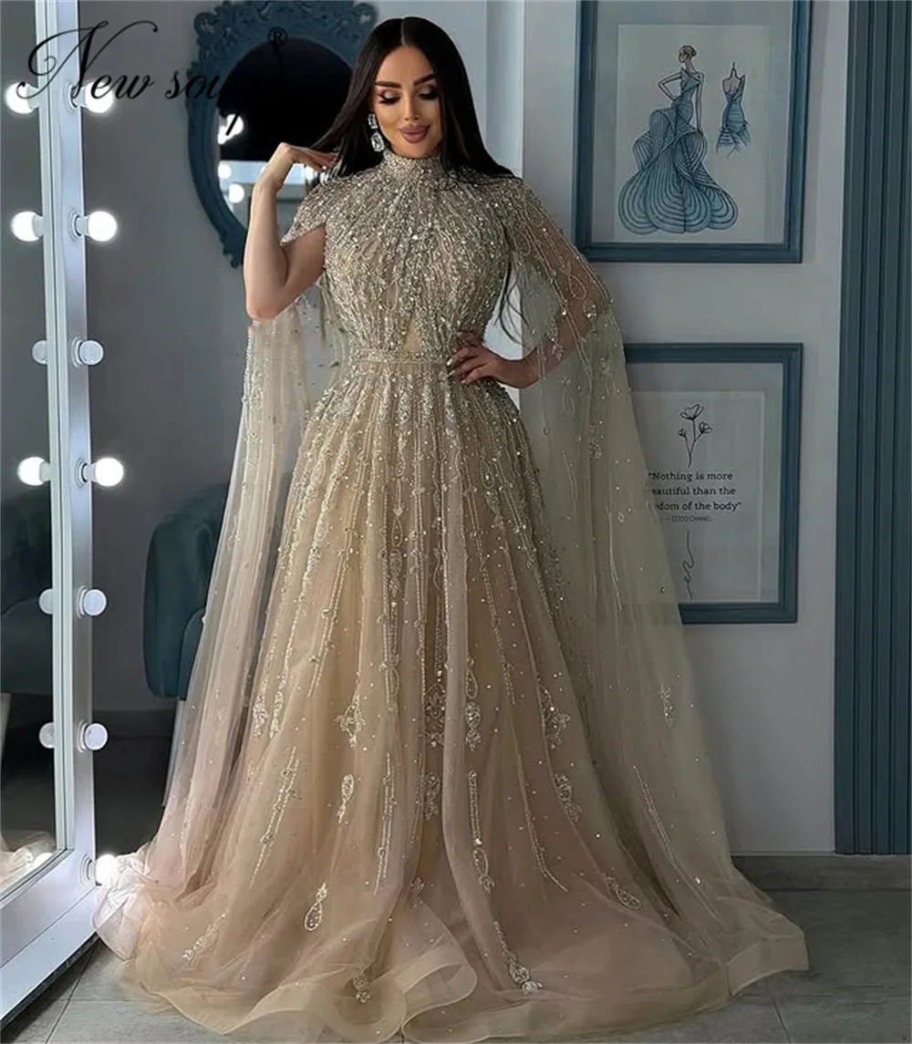 Vestidos de Noche con Cristales de Estilo Champaña de Oriente Medio, Vestidos de Fiesta de Boda Elegantes con Pedrería, Vestidos de Noche con Mangas de Capa Personalizadas