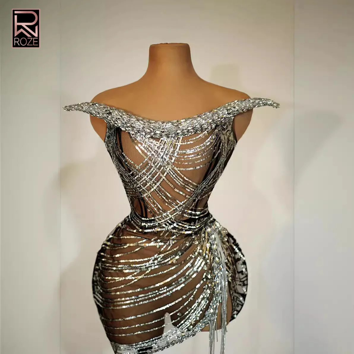 

Сексуальный комплект из двух предметов: боди с пайетками и стразами, вечернее платье для клуба/дня рождения/банкета, новый стиль «Булл Хорн» для женщин