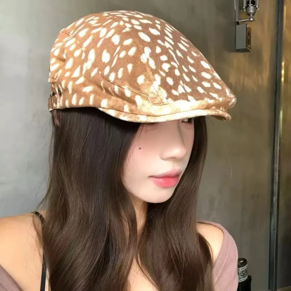Retro Versatile Deer Spotted Berets Irregular Stitching Deer Ripple Forward Hats Short Brim Beret Cap for Men and Women