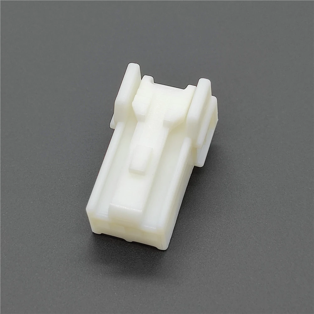 High quality automotive connector 6098-1120 4PIN plug sheath shell for automotive maintenance or modification of original parts