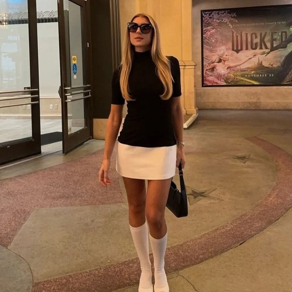 

Sexy Elegant Patchwork Bodycon Dress Black White French Style Mini Dress High Waist Skinny Fit Short Sleeve Dress for Women