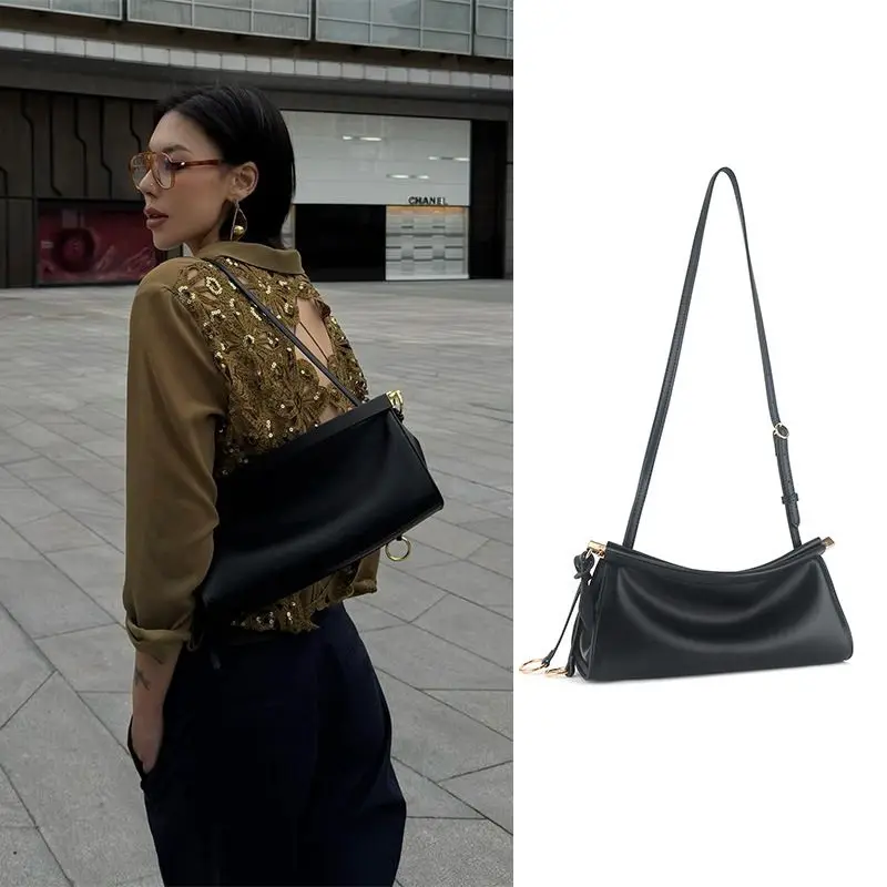 

2025 French Minimalist Dark Clip Bag Fashionable Vintage Real Leather Underarm Single Shoulder Bag for Women Breadstick Bag