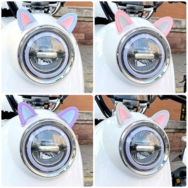 Décoration de Casque de Moto avec Oreilles de Chat, Autocollants Électriques Mignons Multicolores, Accessoires Universels, 2 Pièces