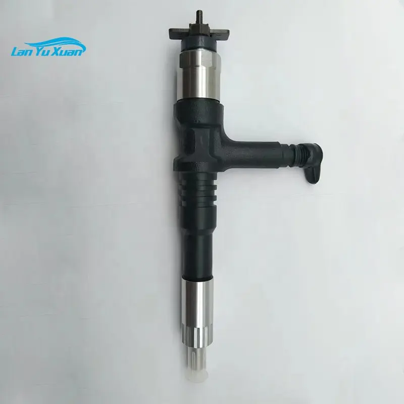 High Quality PC600-7 Excavator Injector Nozzle 6D140 SA6D140E-3 Engine Fuel  6218-11-3100 6218-11-3101 for Komatsu Parts