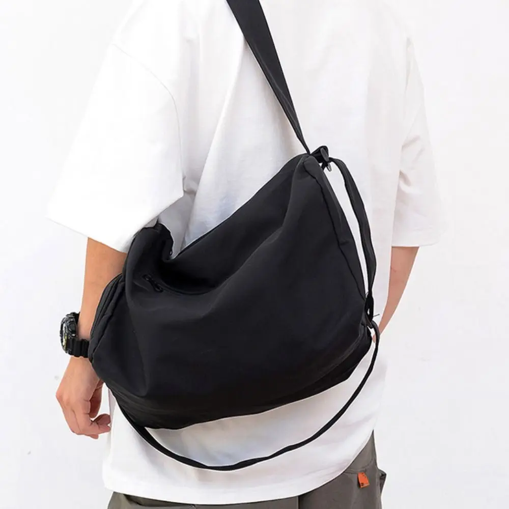 

Fashionable Solid Color Crossbody Tote Bags Canvas Large Capacity Gym Fitness Bag Casual Niche Design Luggage Bag Travel