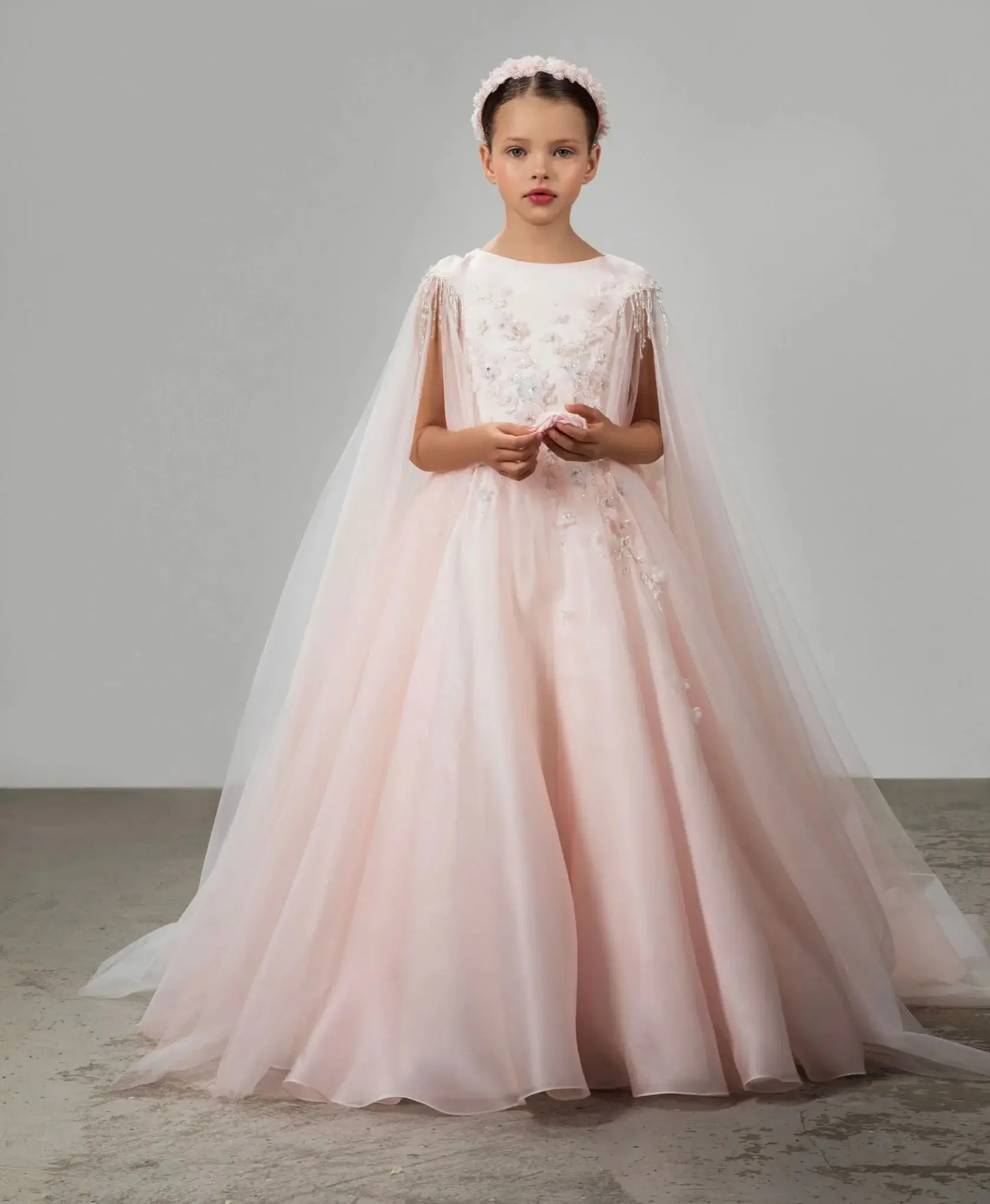 custom-luxury-flower-girl-dress-wedding-gown-birthday-party-pageant-catwalk-cape-sleeve-embroidered-tulle-ball-gown-فساتين-اطفال