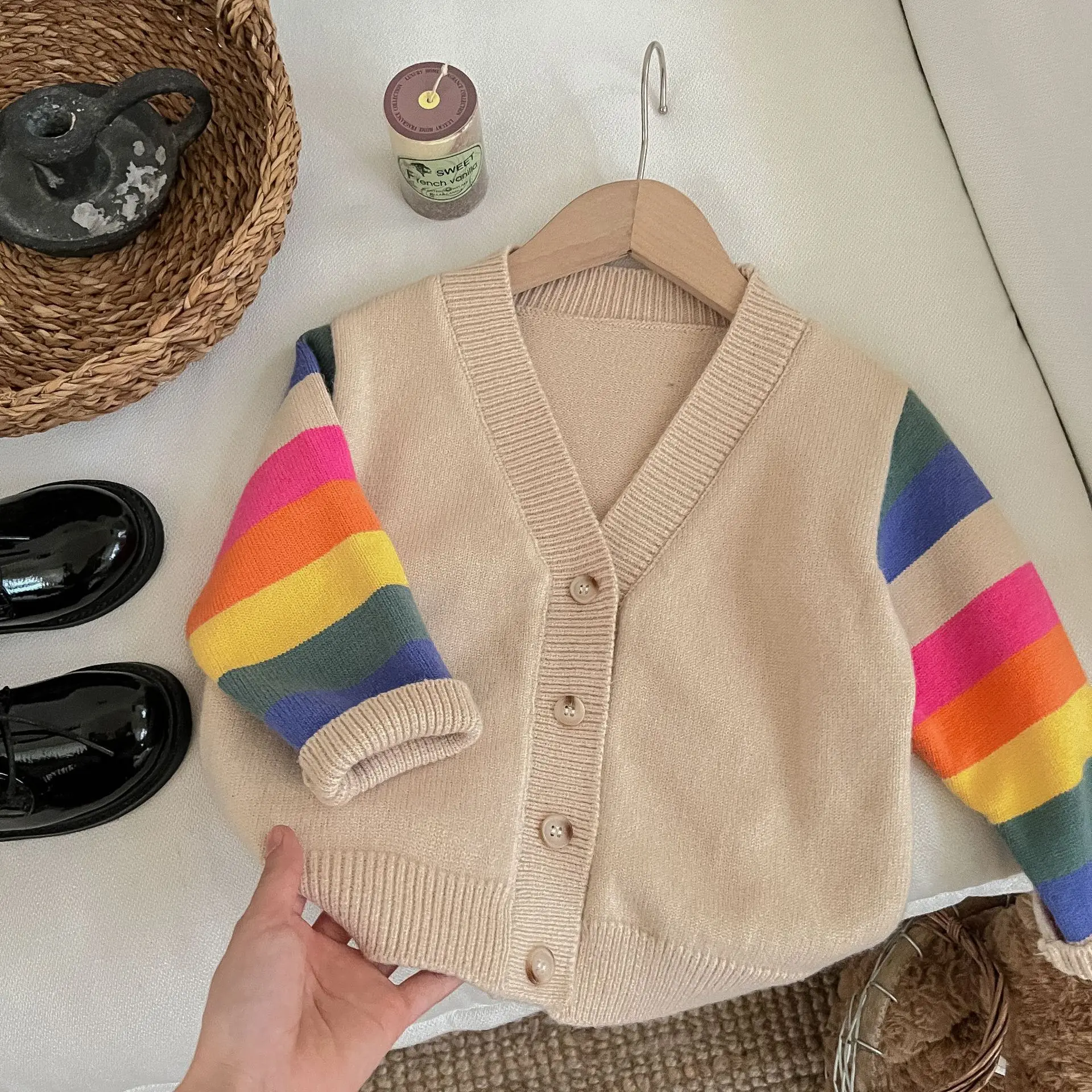 

2025 Winter Kids V-Neck Knit Cardigan Boys Girls Chunky Sweater Coat for Children Rainbow Print Knitted Jacket