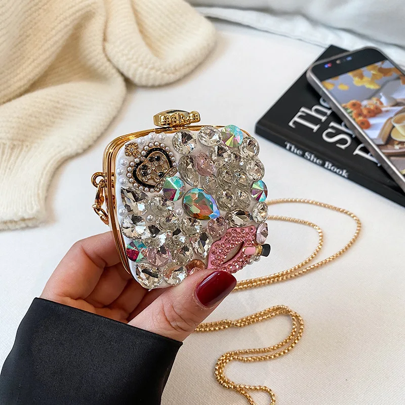 

Модная нишевая мини-цепочка, декоративная женская сумка-мессенджер, милая мини-коробка, сумка для пудры, сумка для помады со стразами и бриллиантами, женская сумка