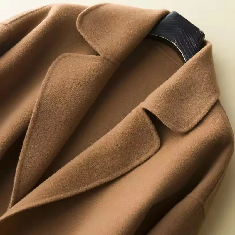 Damski wełniany płaszcz na jesień i zimę 2025, kołnierz wykładany, dwurzędowy, wełniany płaszcz w kolorze camel, ciepły płaszcz damski.