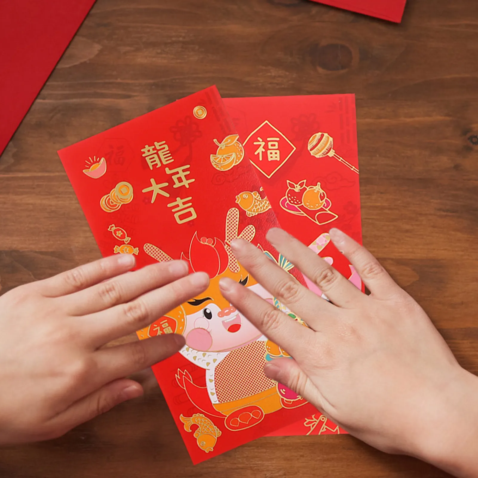 

Dragon Lai Feng The Gift Chinese Zodiac Lunar New Year Red Packet Decorations