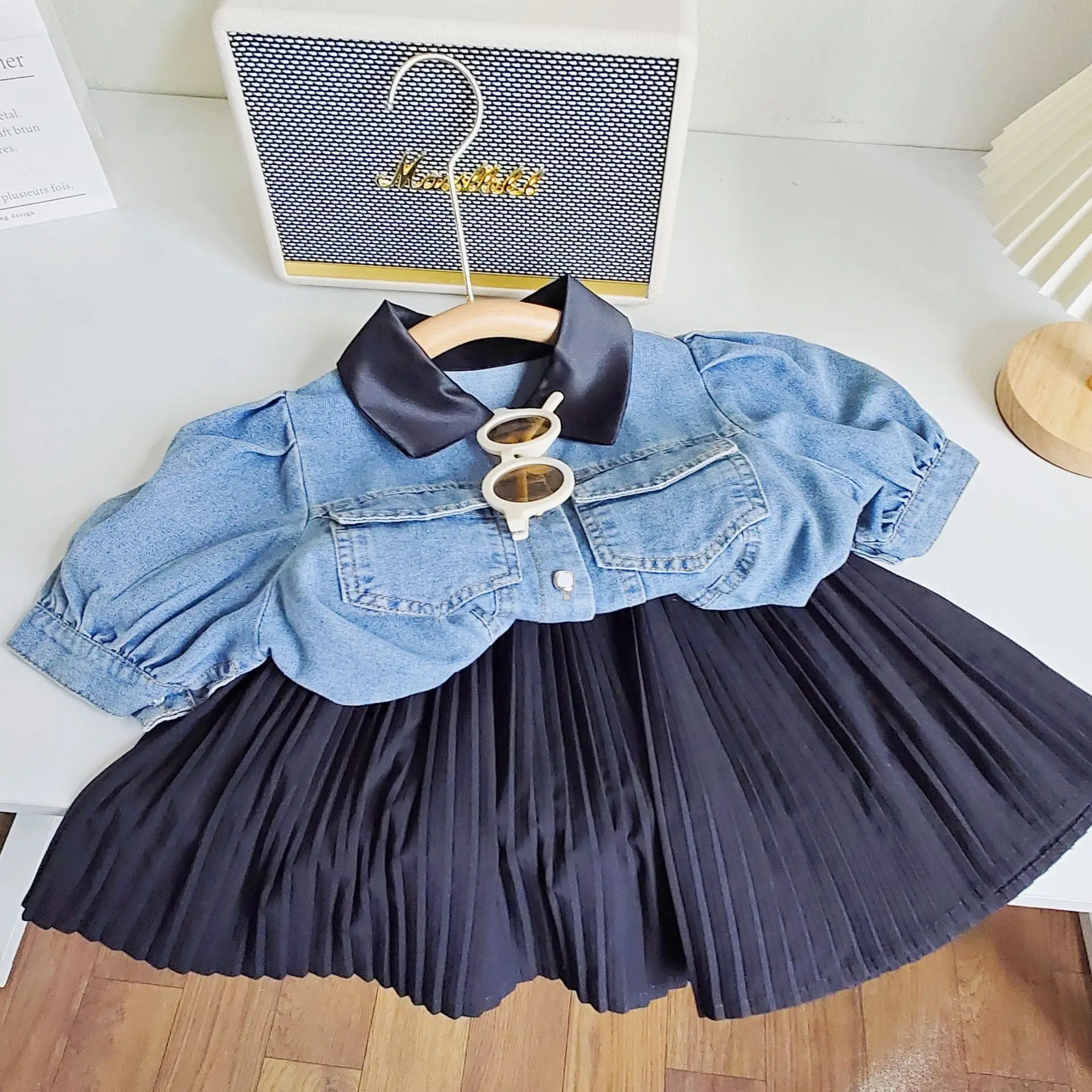 

2024 Summer New Girls' Fashion Polo Neck Denim Short Sleeves And Pleated Skirt Two Piece Set