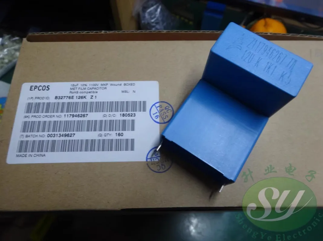 

EPCOS 12uf/1100v 126 New 38MM thin film capacitor B32776E126K