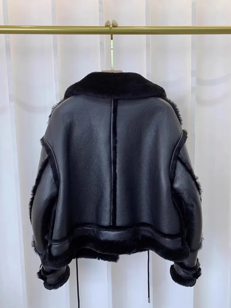 Abrigo de motocicleta de piel Real para mujer, forro de lana, cuello levantado, Punk genuino chaqueta de cuero, abrigos gruesos y cálidos de piel de oveja, invierno, nuevo