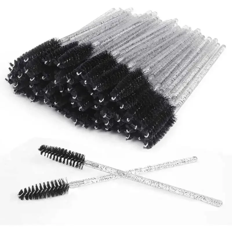 Una bottiglia di 50 pennelli per mascara usa e getta con contenitore, pennello nero per occhi da viaggio, pennello per extension ciglia, matita per sopracciglia br