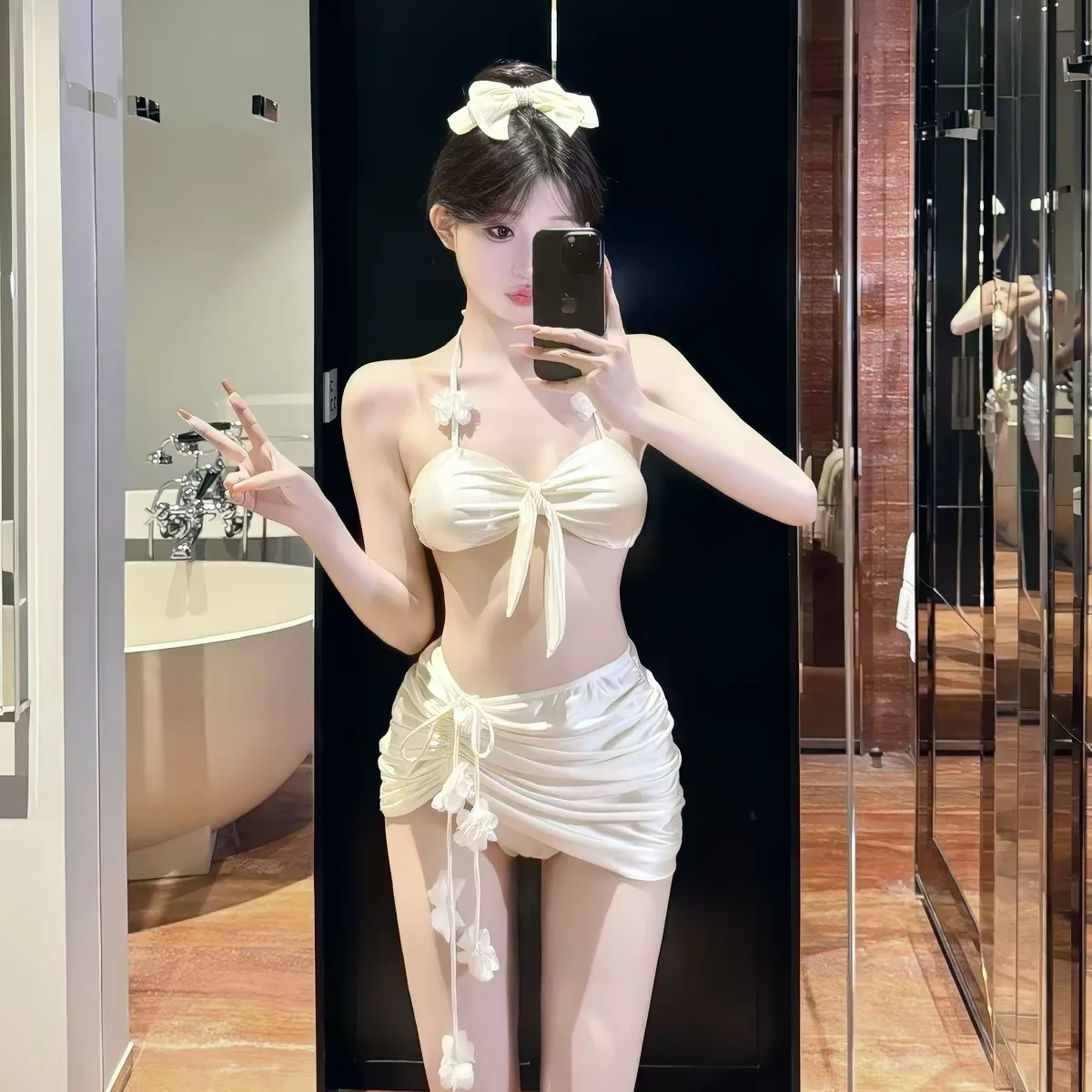 

Pure Desire Cream White New High-End Bikini Set Neck Hanging 3-Piece Suit Holiday Sexy Swimsuit with 3D Flower Patterns