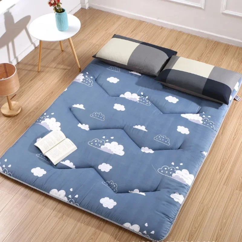 Single Dormitory Essential: 0.5m Thickened Soft Mattress Pad, 90cm Cushion, 1m Student Dormitory Quilt, Floor Sleeping Mat