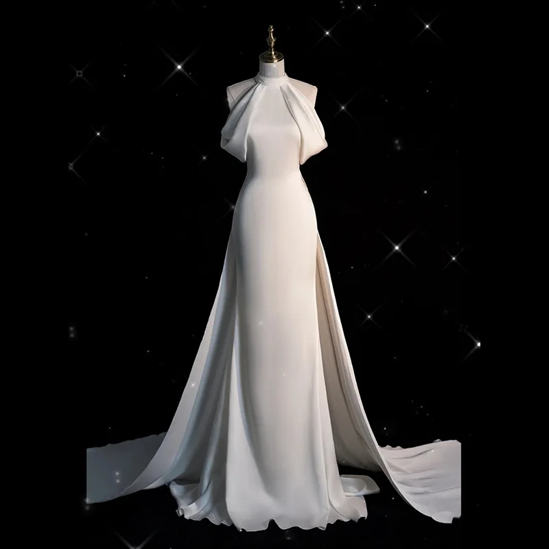 

Halter Light Wedding Dress Satin Hepburn Style Stylish and Personalized Trailing French Welcome Yarn Fishtail Gown