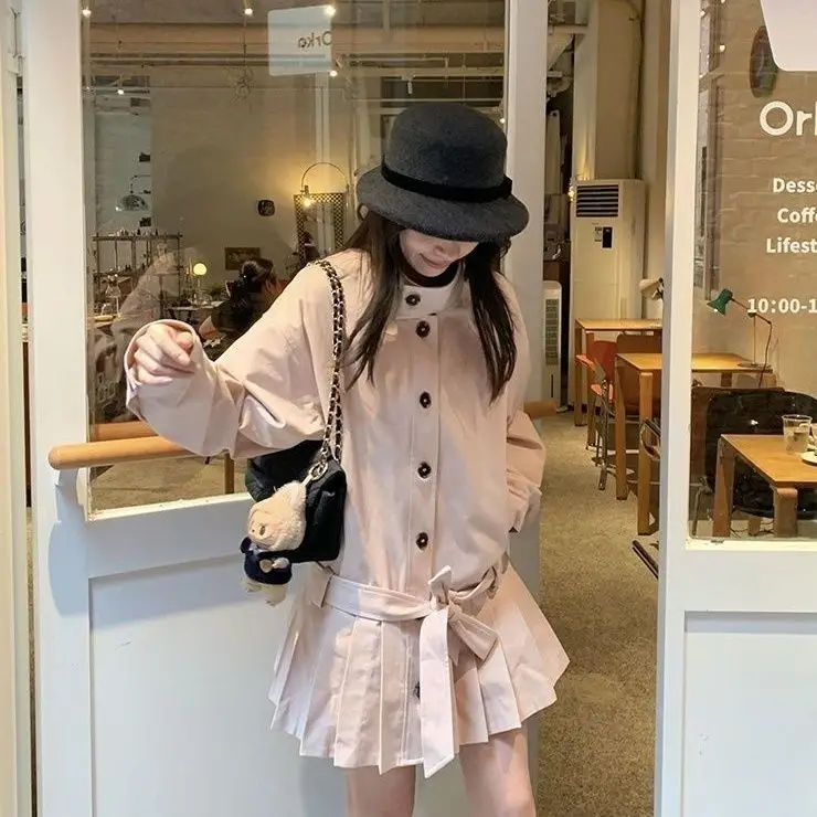 Girly Pink Pleated Windbreaker Dress with Sweet and Cute Design, Preppy Style for Small People, Gentle Jacket for Autumn