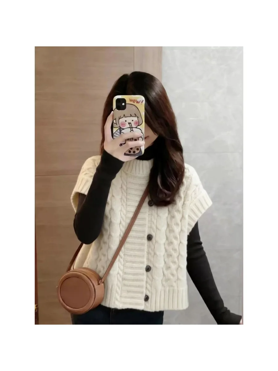  Minimalist High Collar Tweed Knitted Vest 2026 Autumn New Style Layering Personality Super Short Length Inner Wear