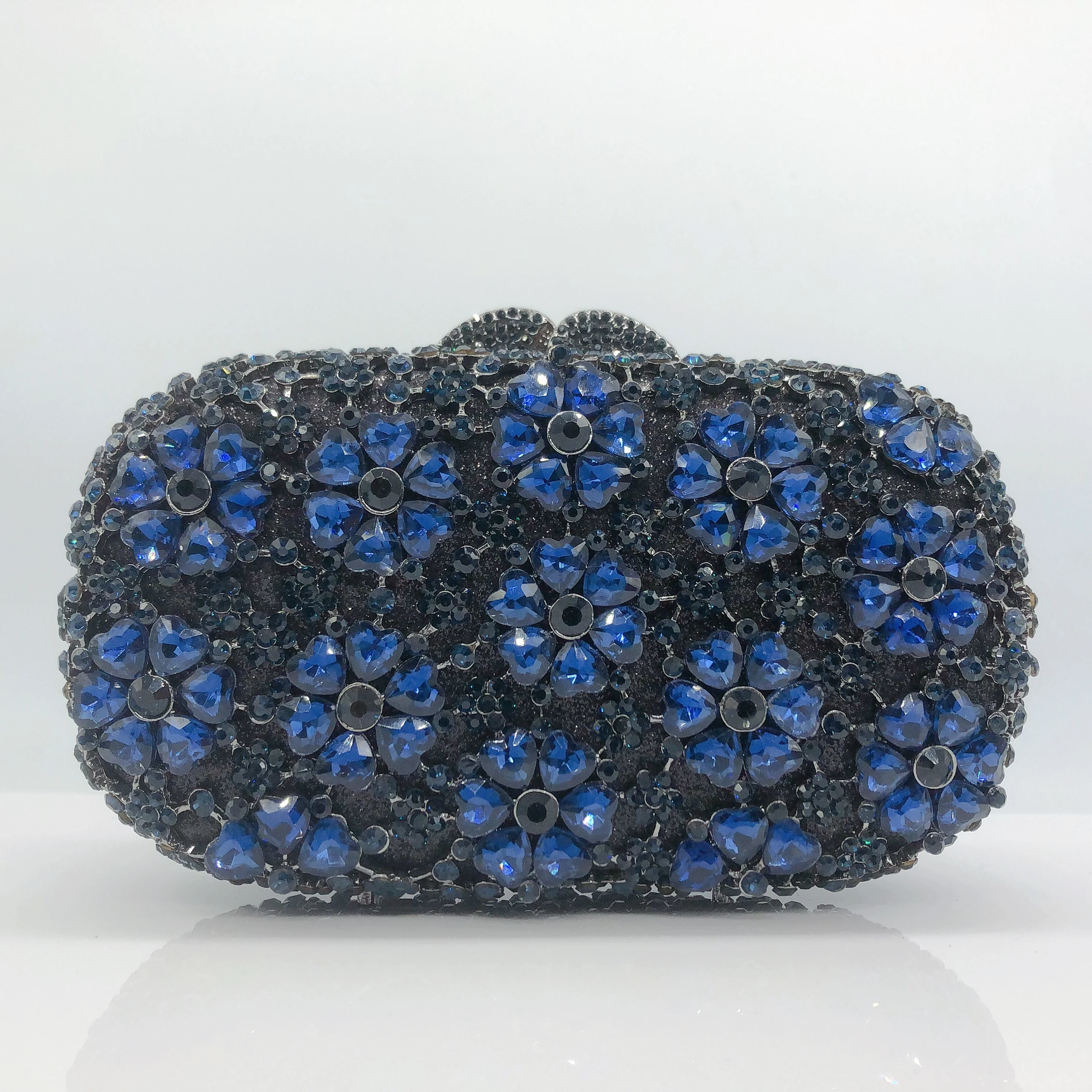 Wholesale Luxury Love Glass Flower Crystal Clutch Official Party 2023