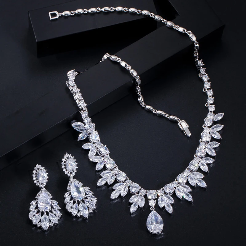 ThreeGraces Top Quality American Bridal Accessories CZ Stone Wedding Costume Necklace and Earrings Jewelry Sets For Brides JS003