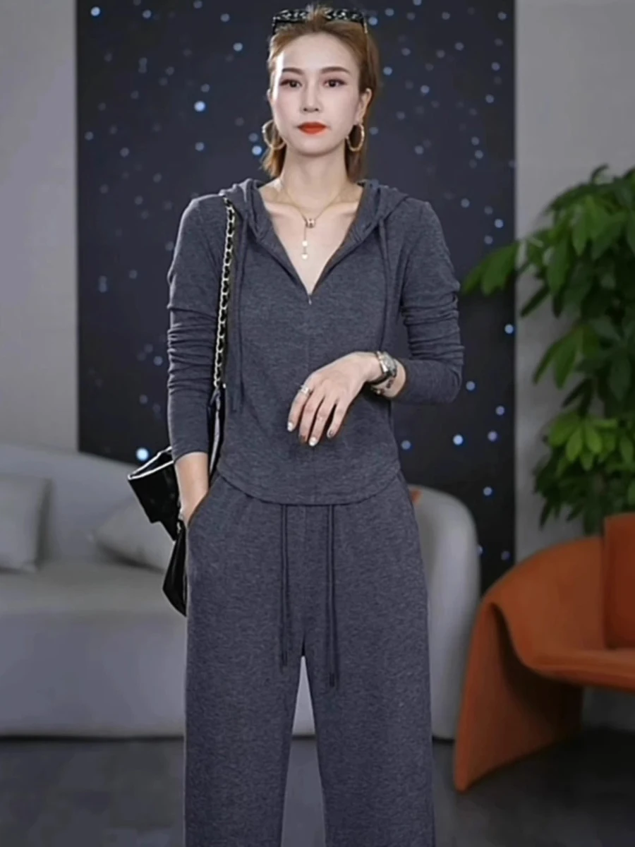 Wygodny, swobodny damski komplet 2025, nowa kolekcja jesienna, spodnie z szerokimi nogawkami, bluza z kapturem, dwuczęściowy zestaw, prosty styl, plus size, koreański styl.