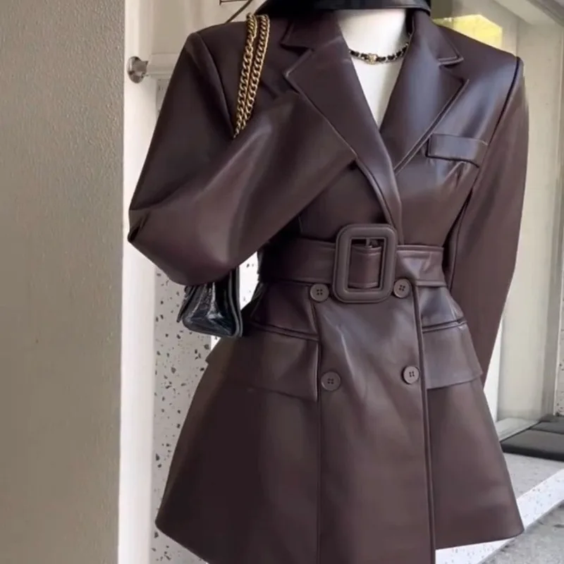 Giacca in pelle elegante retrò con temperamento moda marrone da donna manica lunga moda autunnale cappotto blazer femminile slim fit