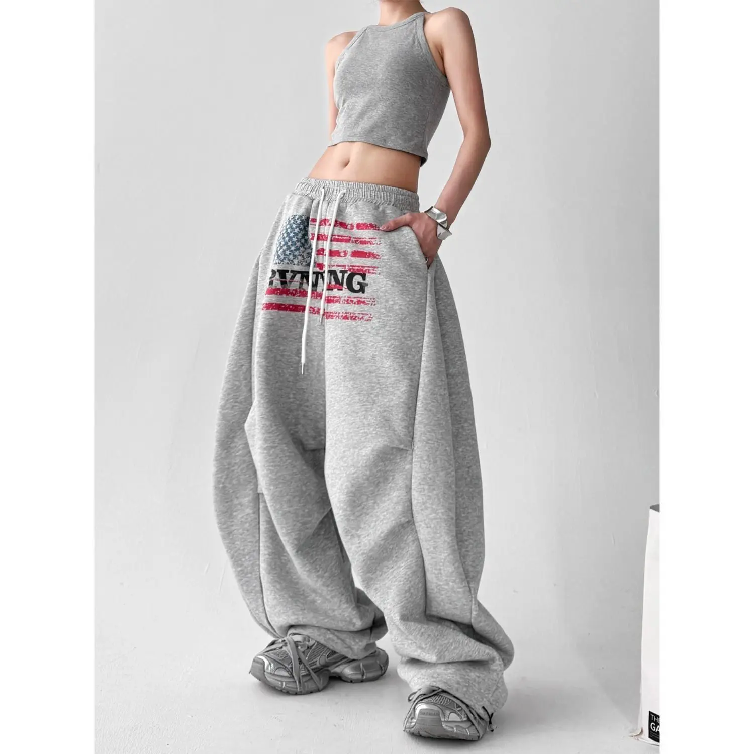 Calça Scimitar feminina bordada outono vintage lã forrado carga grande ao ar livre pernas largas à prova de vento multibolsos