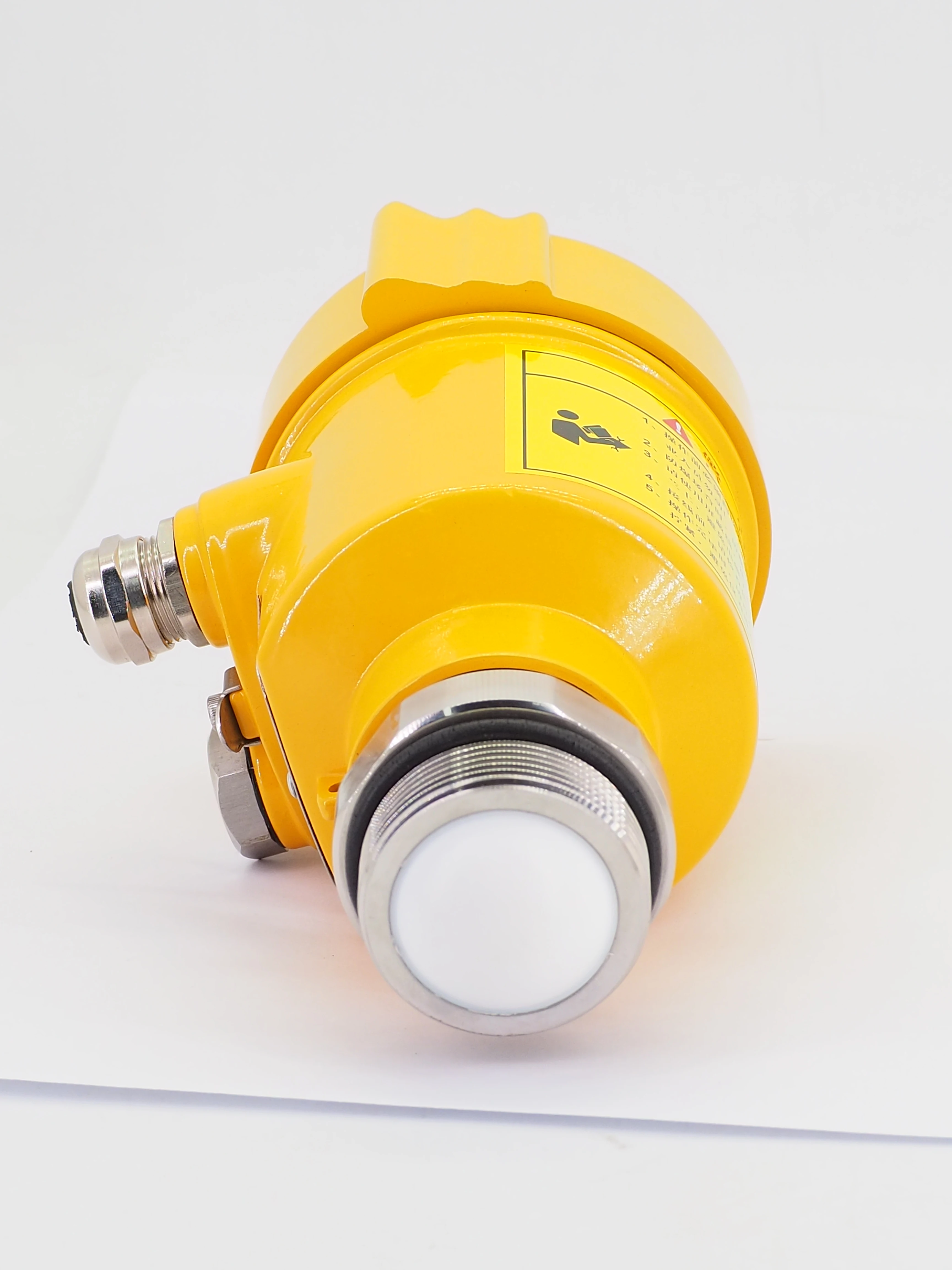 مستشعر رادار مستوى السائل فائق الحساسية 80 جيجا هرتز 4-20mA مستشعر مستوى الرادار عالي الدقة