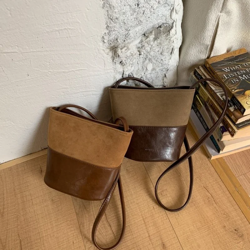 

Luxury Women's Shoulder Bag Made Of Premium Leather Featuring Paris Casual Elegant Daily Look​