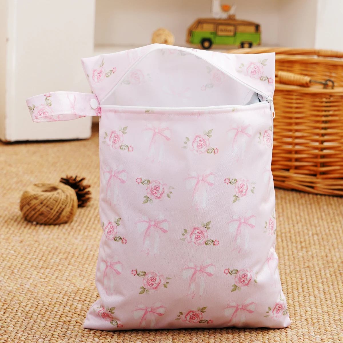 Elinfant 2PCS Waterproof Cloth Diaper Bag Wet Dry Bag,Washable Beach Pool Gym Bags For Swimsuits Wet Clothes image 4