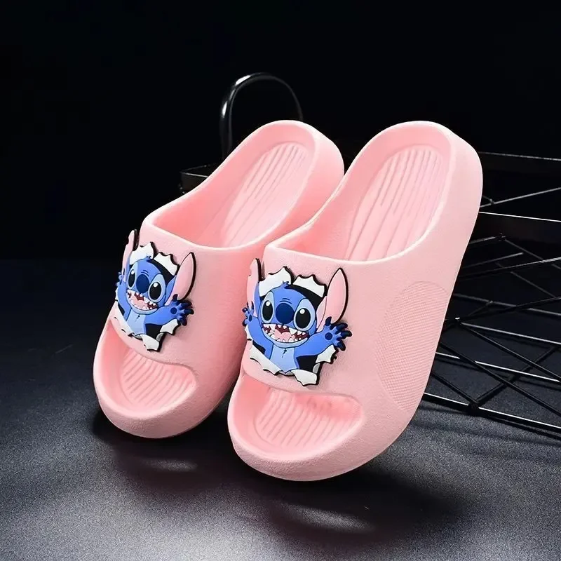 Zapatillas Disney Stitch para niños, zapatillas bonitas y bonitas de dibujos animados, zapatillas de fiesta de verano para niños y niñas, suela