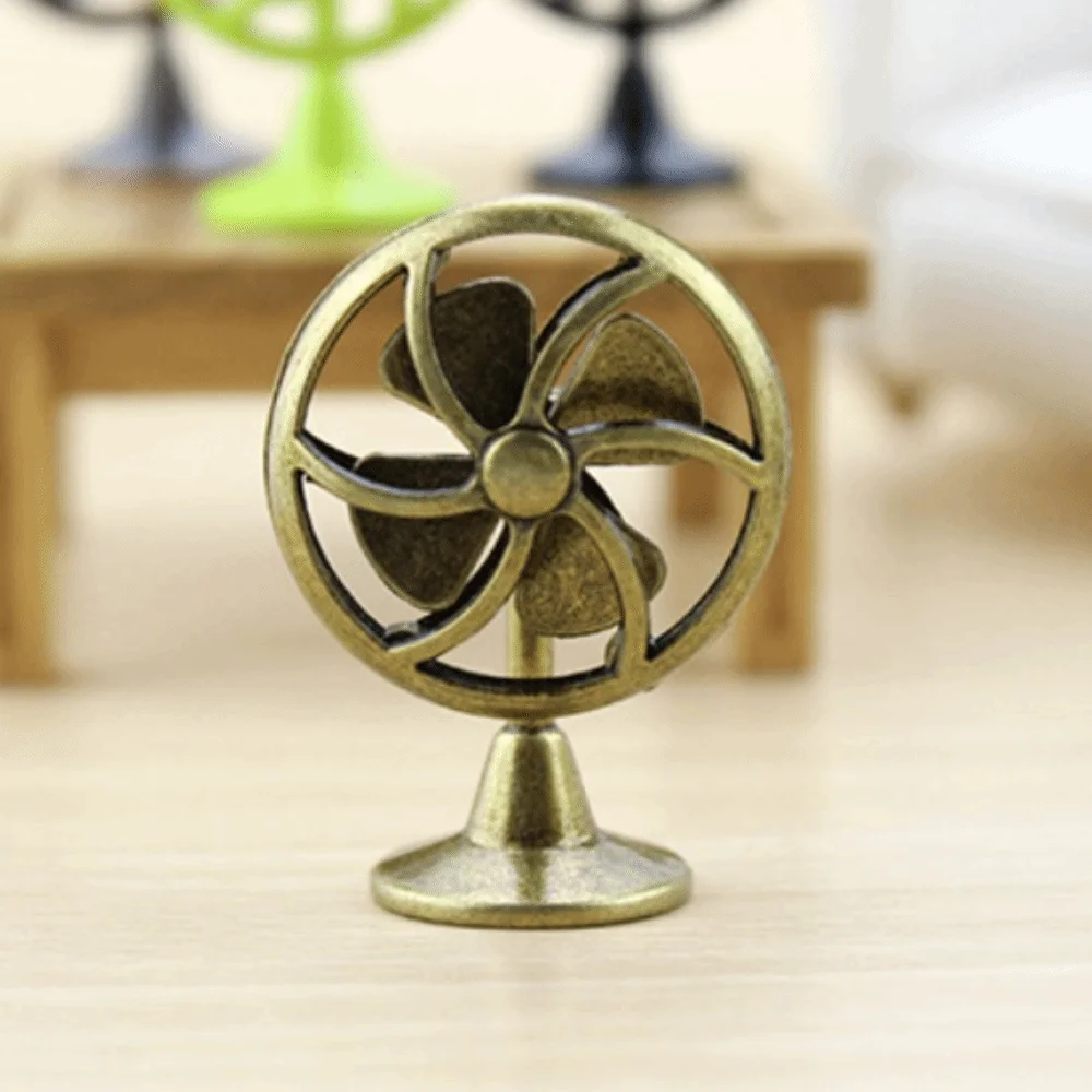 Creative 1:12 Scale Dollhouse Electric Fan Retro Iron Frame Fan Furniture Vintage 4 Fan Blades Mini Fan Model DIY