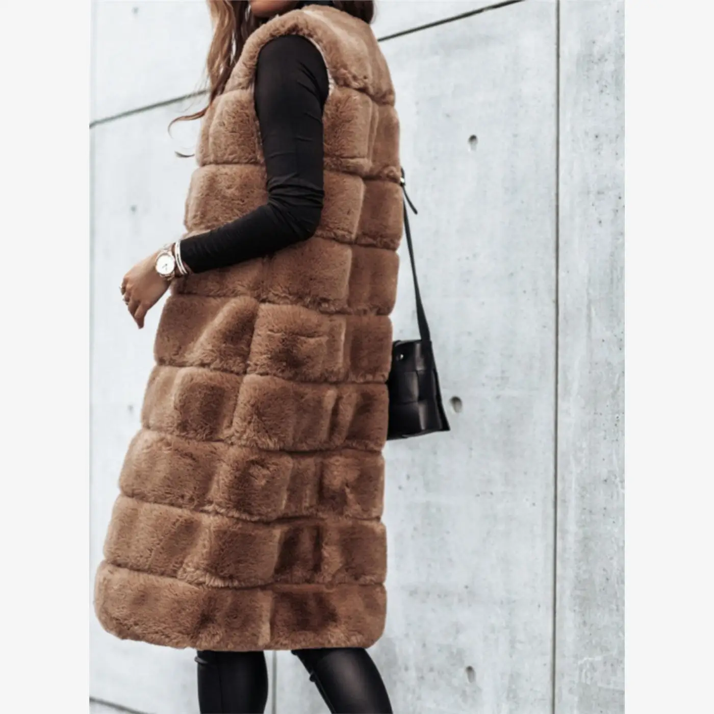 Winter Women's Sleeveless Vest Buttonless Medium-Length Faux Fur Cardigan Soft Leather Backless Outerwear Street Style