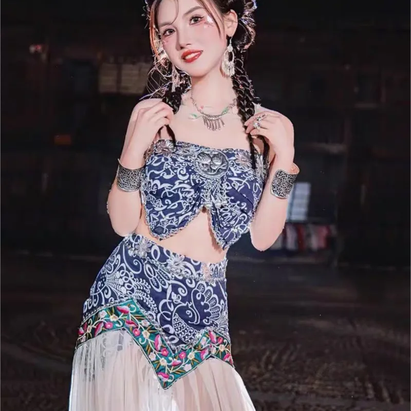 

New embroidery clothing female ethnic exotic costume Pomelo travel photo shoot